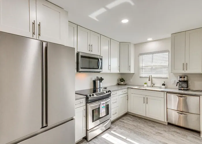 Holiday home Modern ~ 6 Mi To Beach! *